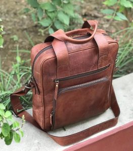 Zakara Brown Messenger Bag