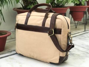 Zakara Canvas Messenger Bag