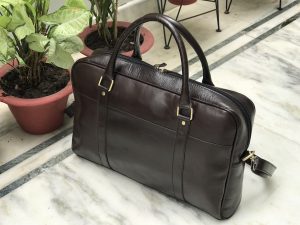 Zakara Leather Messenger Bag