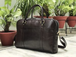 Zakara Leather Messenger Bag